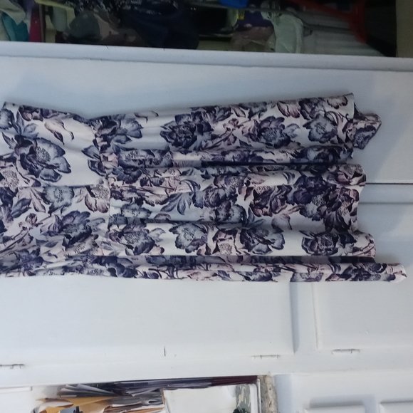 SimplyVeraWang - Picture 8 of 11